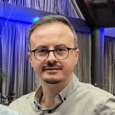 Olcay Irmak, portre fotoğrafı
